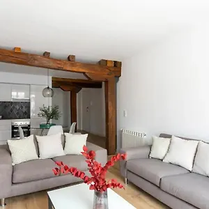  Apartamento Piso Moderno En El Centro Detras Del Edificio Banco