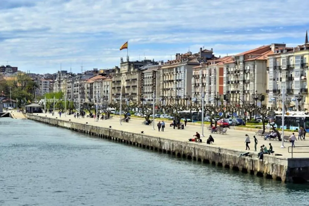 A Un Paso De La Bahia De Santander,Para 6! La Ciudad A Pie! 0*, Santander Spain